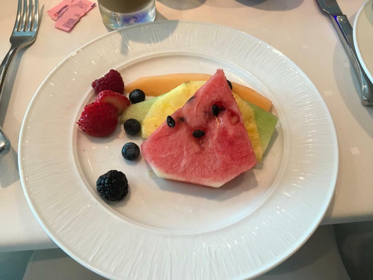 The Red Hook Country Inn, An "Old Rhinebeck" Bed & Breakfast エクステリア 写真