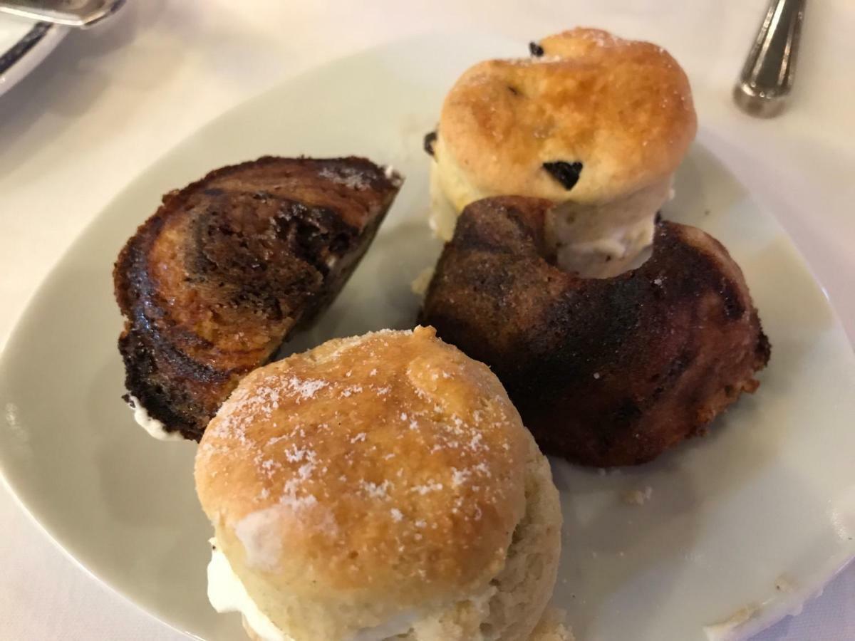 The Red Hook Country Inn, An "Old Rhinebeck" Bed & Breakfast エクステリア 写真